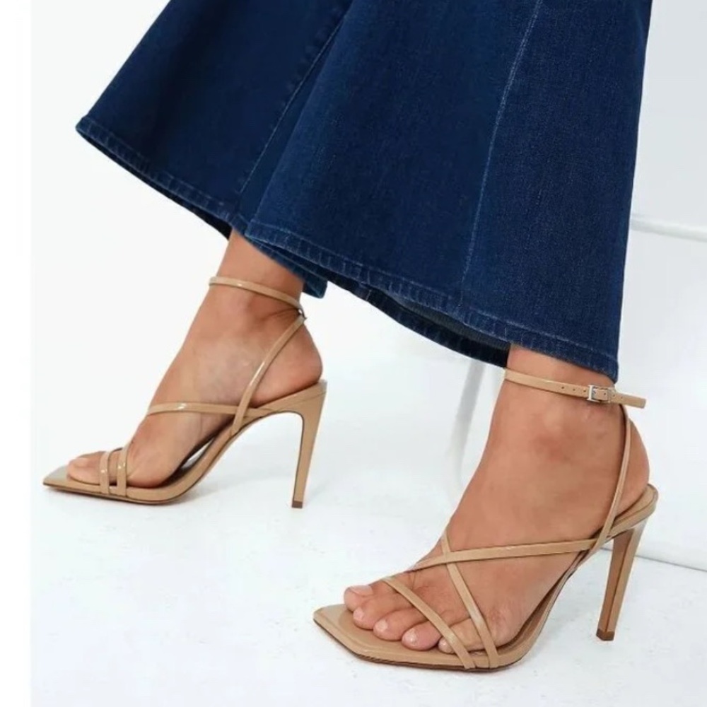 Schutz Light Nude Bari Patent Leather Strappy Heel Sandals Size 8,5